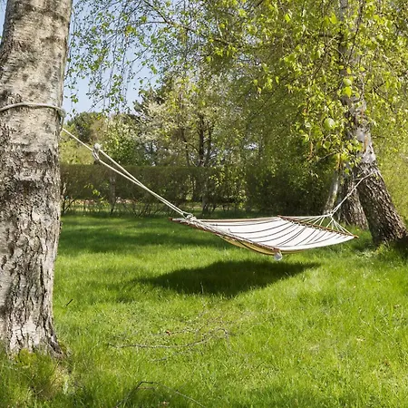 Дом отдыха Awesome In With Kitchen